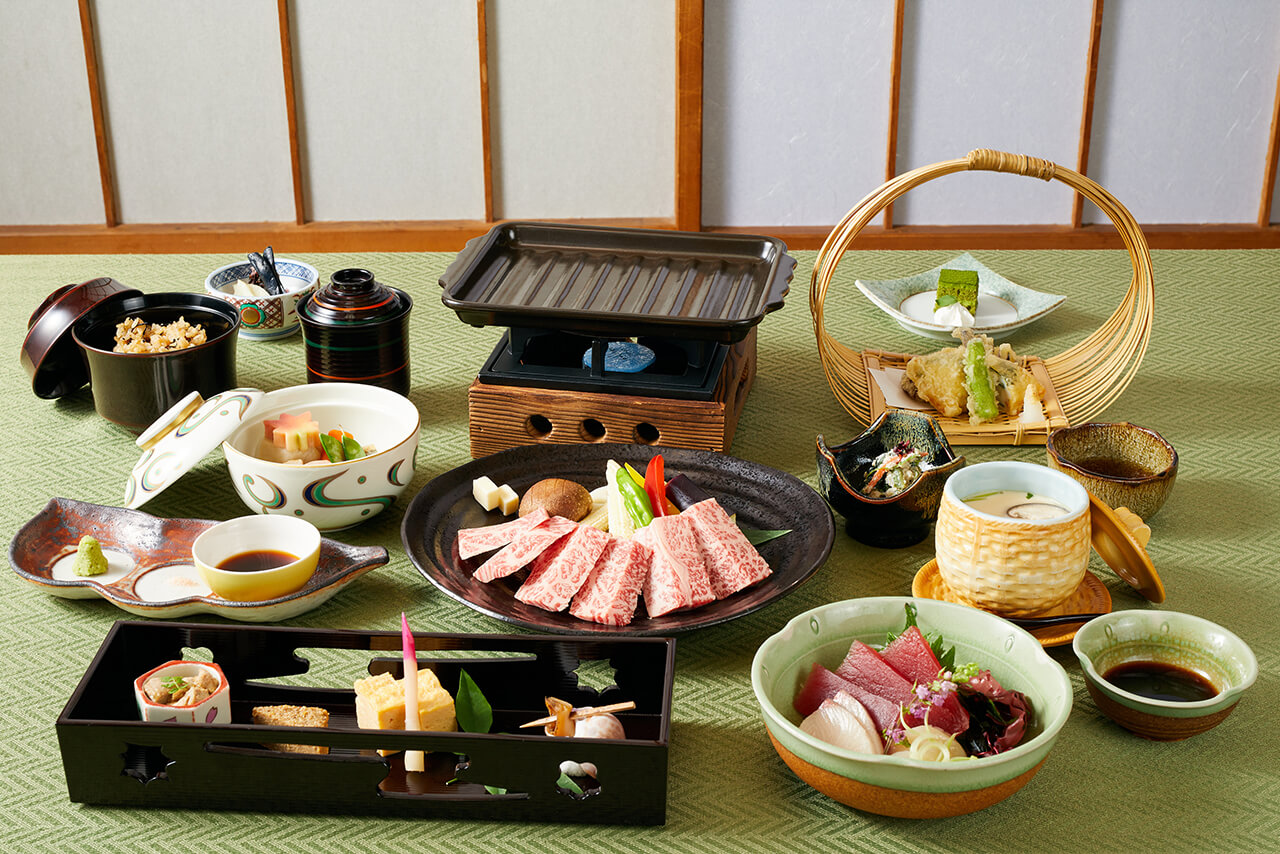 黒毛和牛会席 / 9,900円(税込)